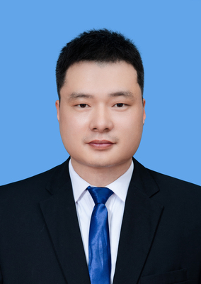 党支部纪检委员、副校长——朱世文
